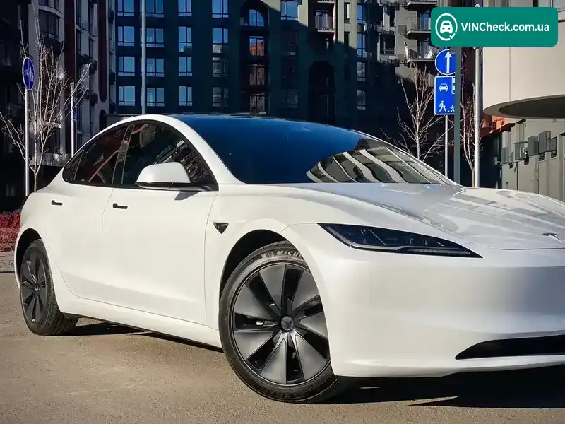 Tesla Model 3 2024, фото з оголошення 2 з 20, VIN 5YJ3E1EB1RF792558