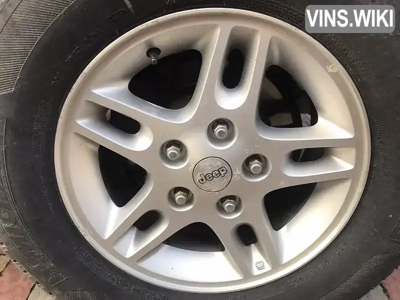 Jeep Grand Cherokee 2000, фото з оголошення 2 з 14, VIN 1J4GWB844YY120388