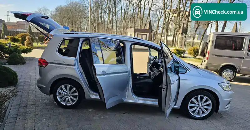 Volkswagen Touran 2016, фото з оголошення 1 з 20, VIN WVGZZZ1TZHW031857