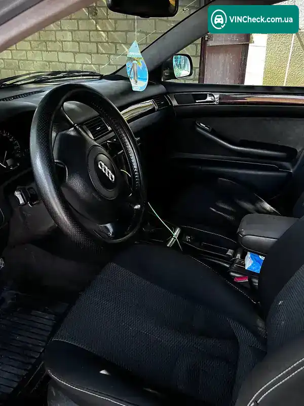 Audi A6 1998, фото з оголошення 2 з 11, VIN WAUZZZ4BZWN177660