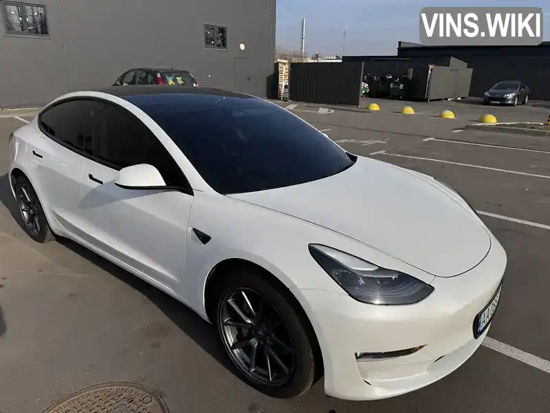 Tesla Model 3 2022, фото з оголошення 2 з 13, VIN 5YJ3E1EB4NF197133
