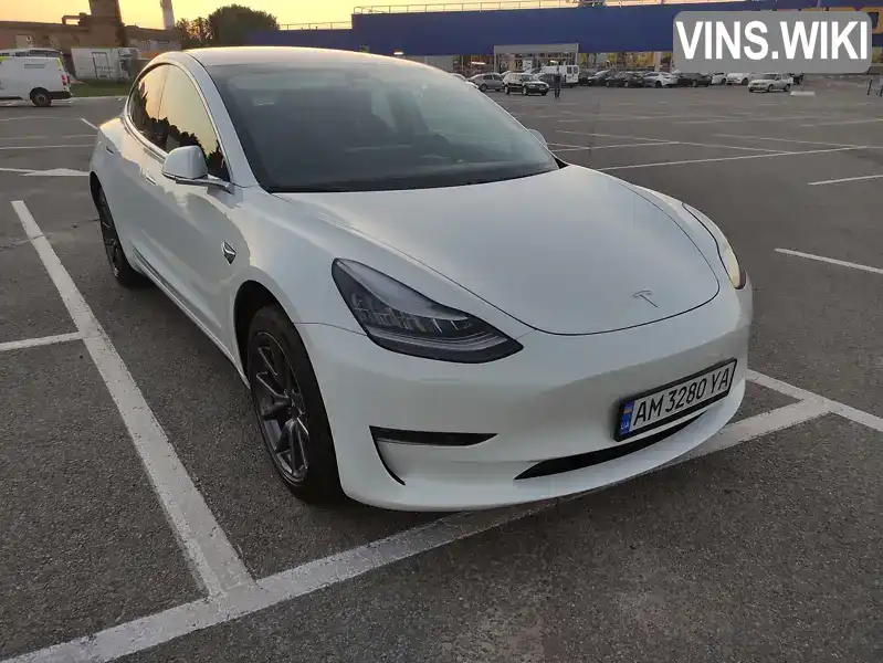 Tesla Model 3 2019, фото з оголошення 2 з 9, VIN 5YJ3E1EB0KF191518
