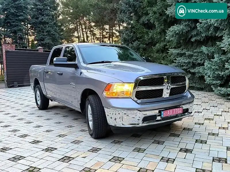 Ram 1500 2023, фото з оголошення 2 з 20, VIN 1C6RR7LG6PS565695