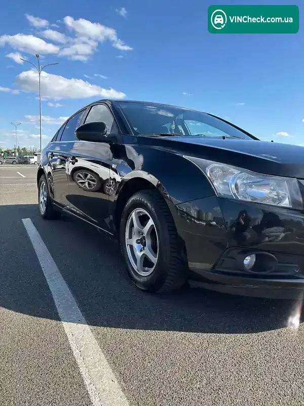 Chevrolet Cruze 2009, фото з оголошення 2 з 21, VIN KL1JF69E9AK506771