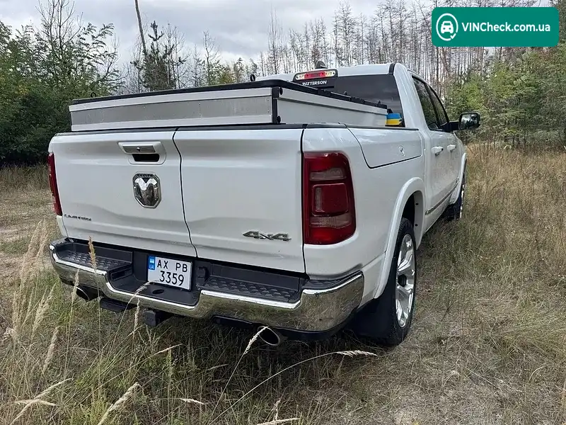 Ram 1500 2022, фото з оголошення 2 з 20, VIN 1C6SRFHT1NN361450