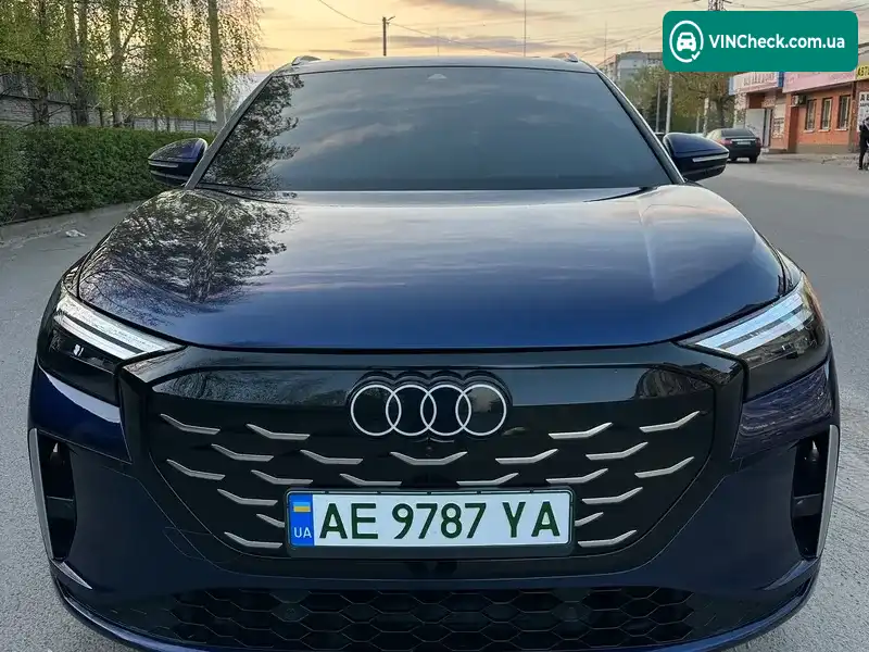 Audi Q4 e-tron 2023, фото з оголошення 2 з 20, VIN WA1BCBFZXPP026392