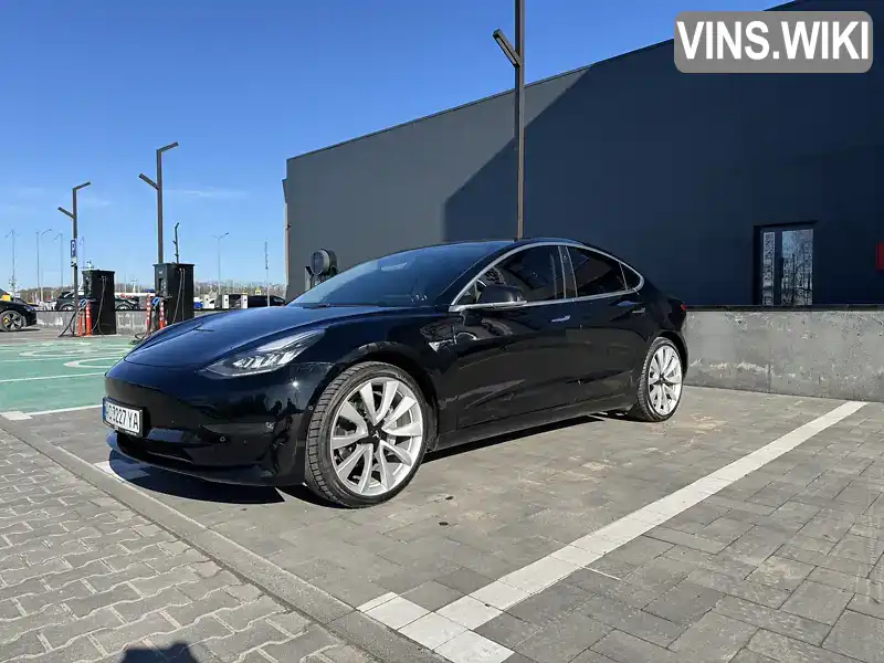Tesla Model 3 2019, фото з оголошення 1 з 20, VIN 5YJ3E1EAXKF296736