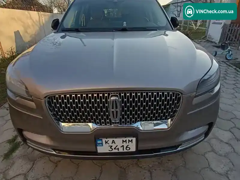 Lincoln Aviator 2019, фото з оголошення 1 з 9, VIN 5LM5J7XC8LGL08744