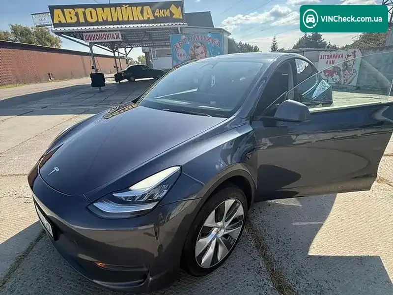 Tesla Model Y 2022, фото з оголошення 1 з 10, VIN 7SAYGDEE2PA053398