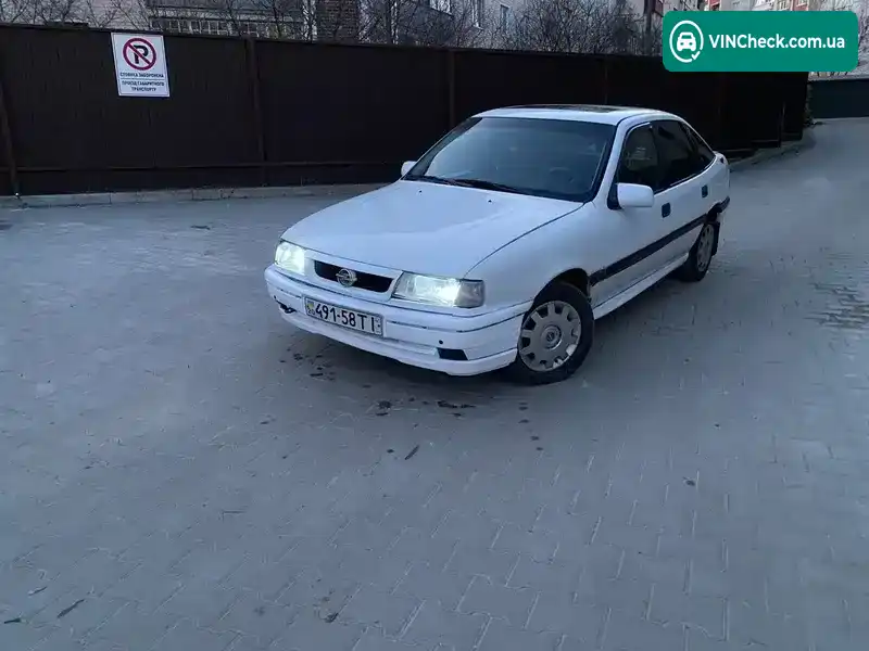Opel Vectra 1993, фото з оголошення 1 з 19, VIN W0L000089P5111741