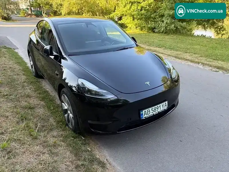 Tesla Model Y 2023, фото з оголошення 1 з 13, VIN 7SAYGDEE8PA159743