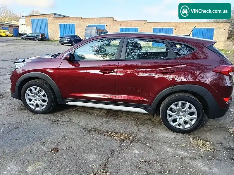 Hyundai Tucson 2017, фото з оголошення 2 з 20, VIN KM8J2CA47HU578307