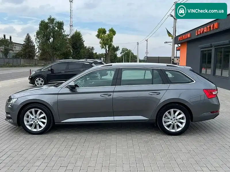 Skoda Superb 2022, фото з оголошення 2 з 20, VIN TMBJH7NP1N7045927