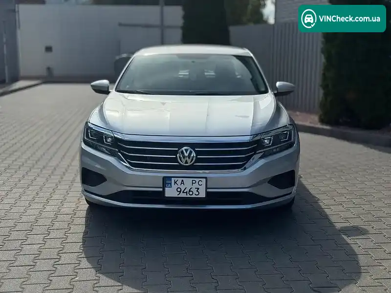 Volkswagen Passat 2021, фото з оголошення 2 з 20, VIN 1VWAA7A38MC014586