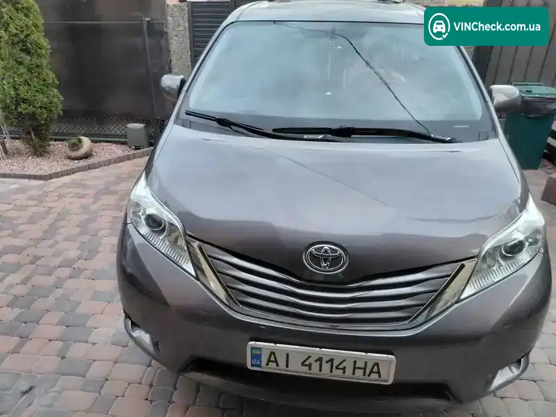 Toyota Sienna 2015, фото з оголошення 1 з 8, VIN 5TDYK3DC9FS685205