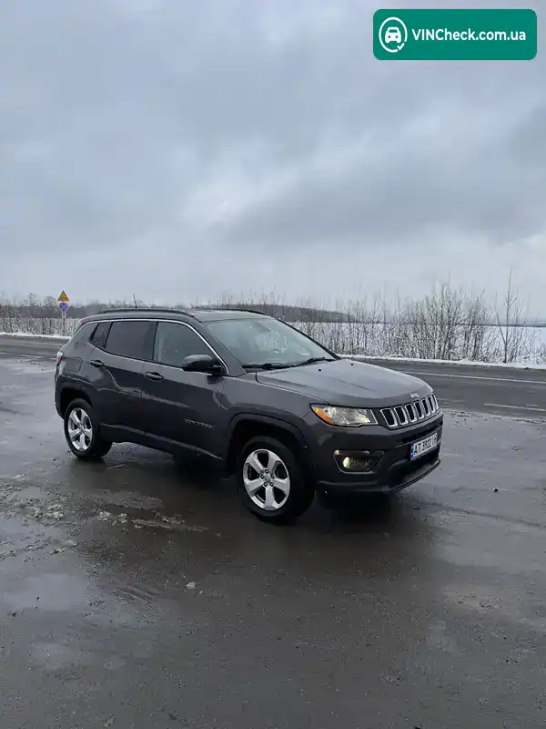 Jeep Compass 2017, фото з оголошення 2 з 6, VIN 3C4NJDBB1JT177976