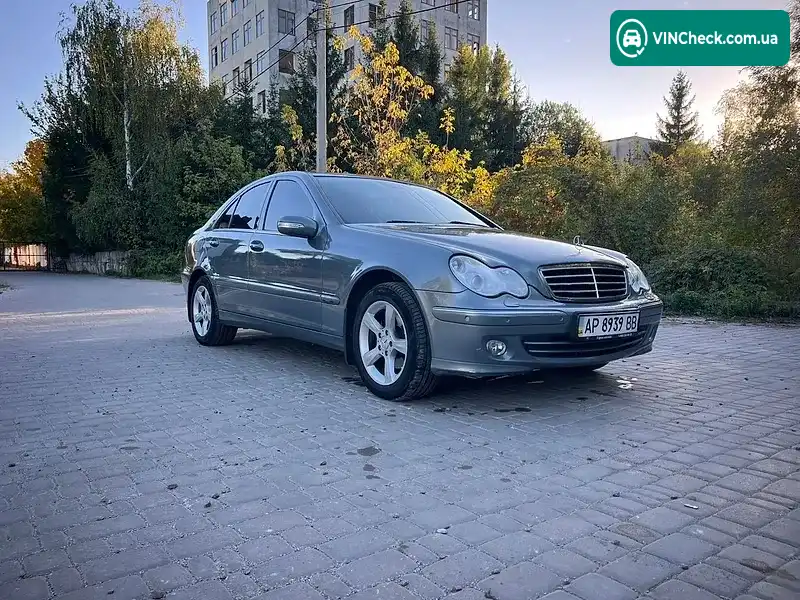 Mercedes-Benz C-Class 2005, фото з оголошення 1 з 20, VIN WDB2030421A763536