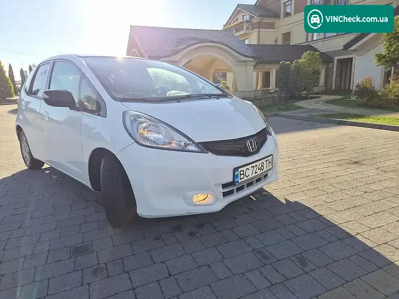 Honda Jazz 2011, фото з оголошення 2 з 20, VIN JHMGP1850CS202017