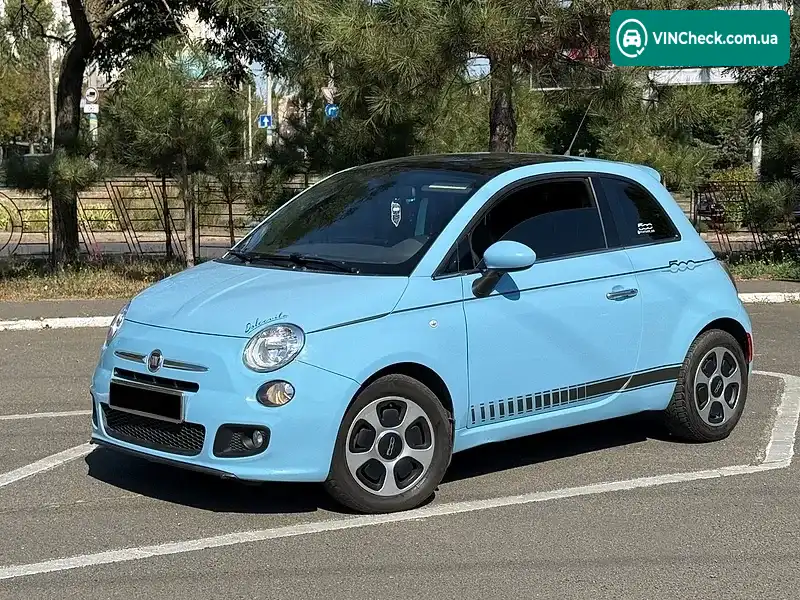 Fiat 500 2011, фото з оголошення 2 з 17, VIN ZFA31200000650557