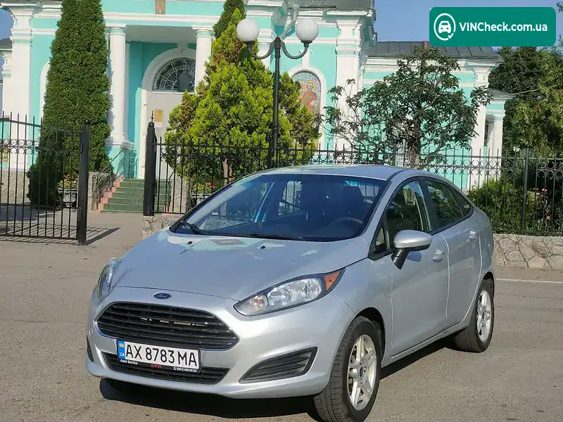 Ford Fiesta 2018, фото з оголошення 2 з 15, VIN 3FADP4BJ2JM112684