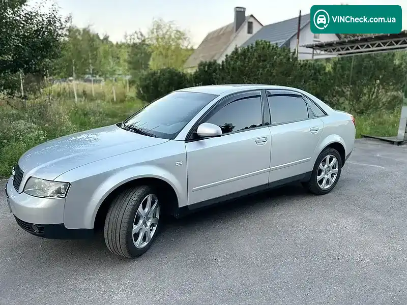 Audi A4 2001, фото з оголошення 1 з 20, VIN WAUZZZ8E52A188896