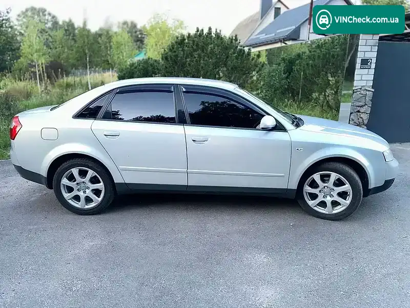 Audi A4 2001, фото з оголошення 2 з 20, VIN WAUZZZ8E52A188896
