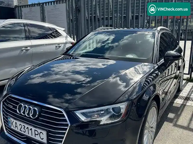 Audi A3 2016, фото з оголошення 2 з 19, VIN WAUUPBFF3HA059597