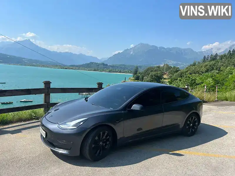 Tesla Model 3 2019, фото з оголошення 2 з 11, VIN 5YJ3E1EB6LF619884