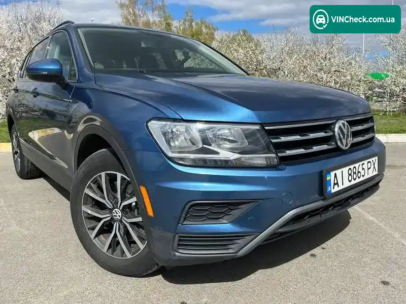 Volkswagen Tiguan 2018, фото з оголошення 2 з 20, VIN 3VV2B7AX9KM024676