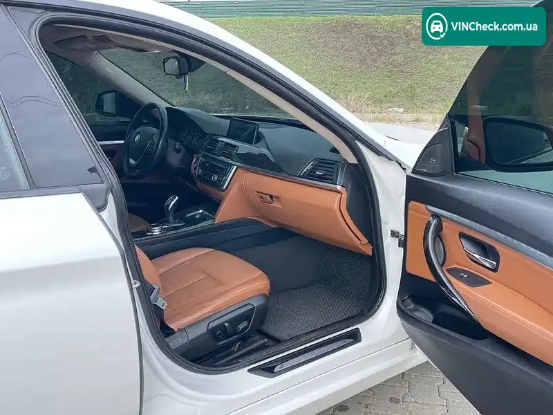 BMW 3 Series 2013, фото з оголошення 2 з 19, VIN WBA3X5C54ED556760
