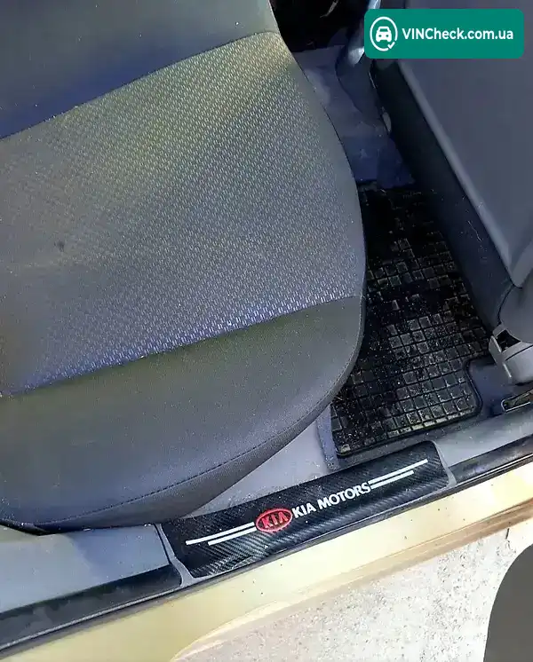Kia Rio 2011, фото з оголошення 2 з 9, VIN Y6DDG411AB6939723