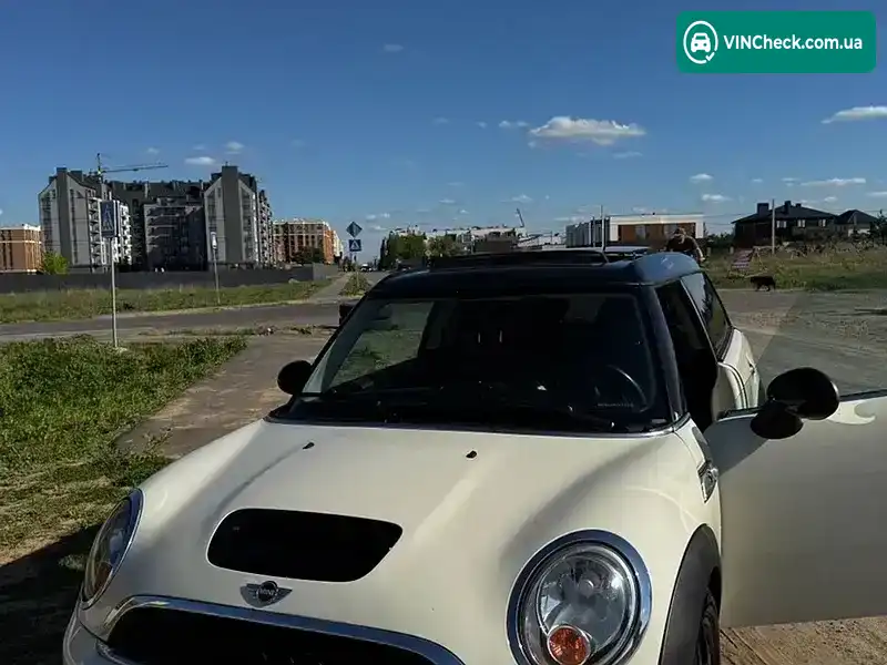 MINI Clubman 2013, фото з оголошення 2 з 14, VIN WMWZG3C5XDT576482