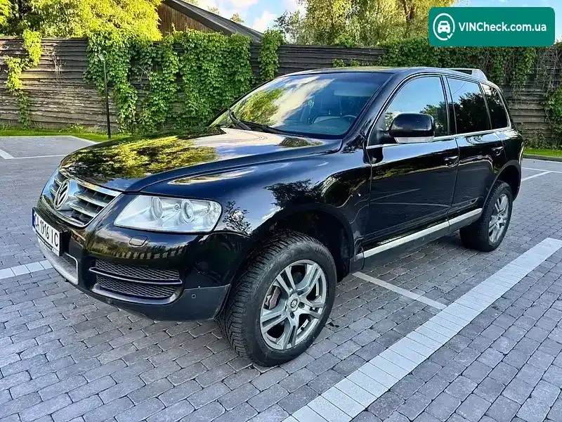 Volkswagen Touareg 2004, фото з оголошення 1 з 16, VIN WVGZZZ7LZ5D047875