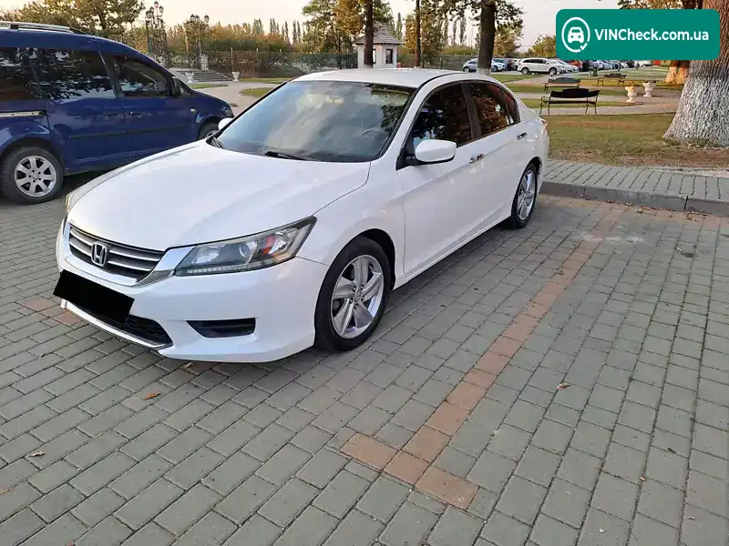 Honda Accord 2013, фото з оголошення 2 з 13, VIN 1HGCR2F34DA206505