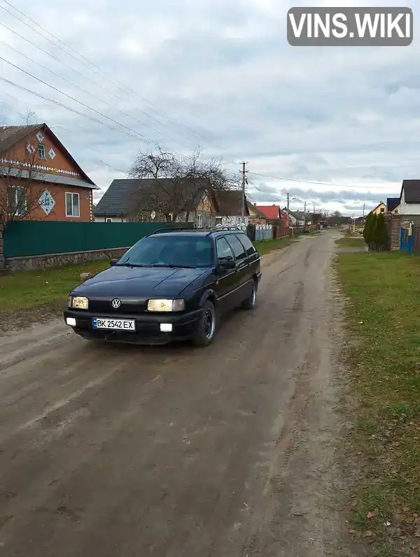 Volkswagen Passat 1993, фото з оголошення 1 з 15, VIN WVWZZZ31ZPB017599