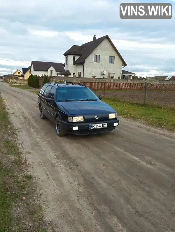 Volkswagen Passat 1993, фото з оголошення 2 з 15, VIN WVWZZZ31ZPB017599