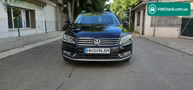 Volkswagen Passat 2014, фото з оголошення 1 з 20, VIN WVWZZZ3CZEE145735