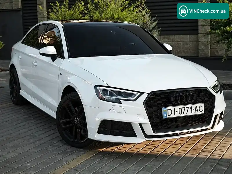 Audi A3 2018, фото з оголошення 2 з 20, VIN WAUGUGFF6K1008895