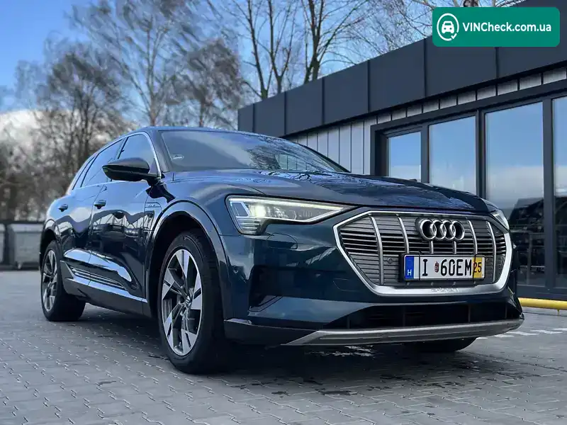 Audi e-tron 2019, фото з оголошення 1 з 20, VIN WAUZZZGE8LB017167