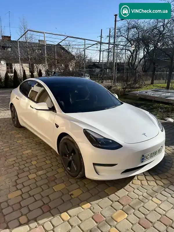 Tesla Model 3 2021, фото з оголошення 1 з 10, VIN 5YJ3E1EA9MF929875
