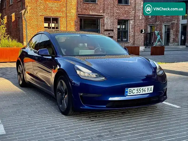 Tesla Model 3 2019, фото з оголошення 1 з 17, VIN 5YJ3E1EB7KF497180