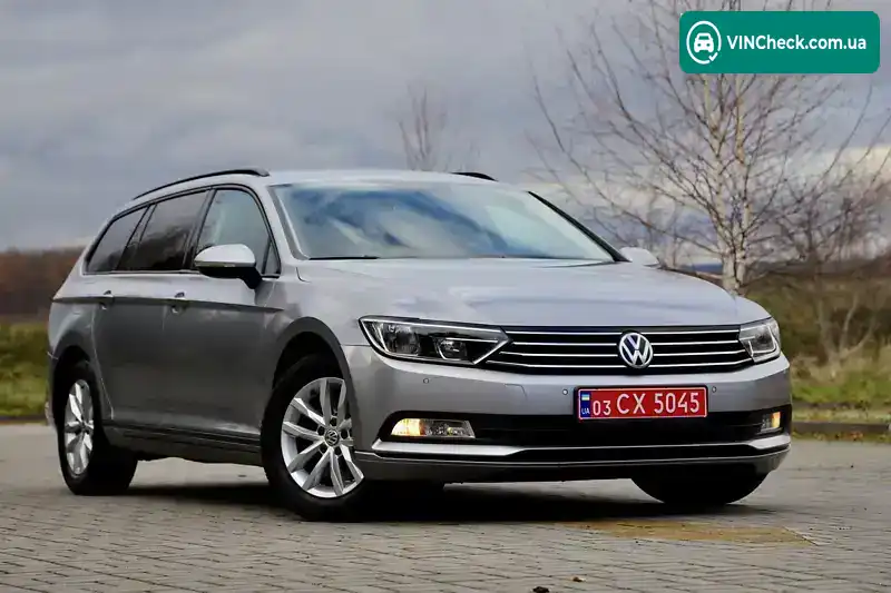 Volkswagen Passat 2019, фото з оголошення 2 з 20, VIN WVWZZZ3CZKE060696