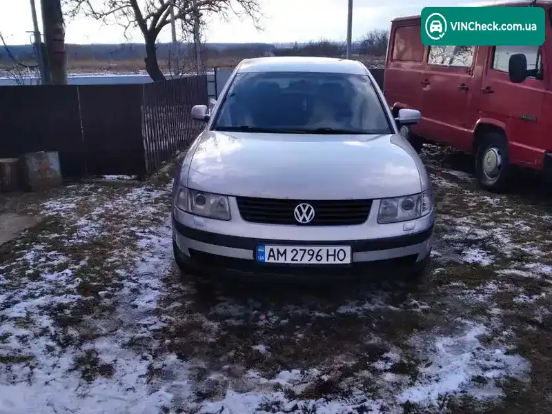 Volkswagen Passat 1998, фото з оголошення 1 з 3, VIN WVWZZZ3BZXP146147