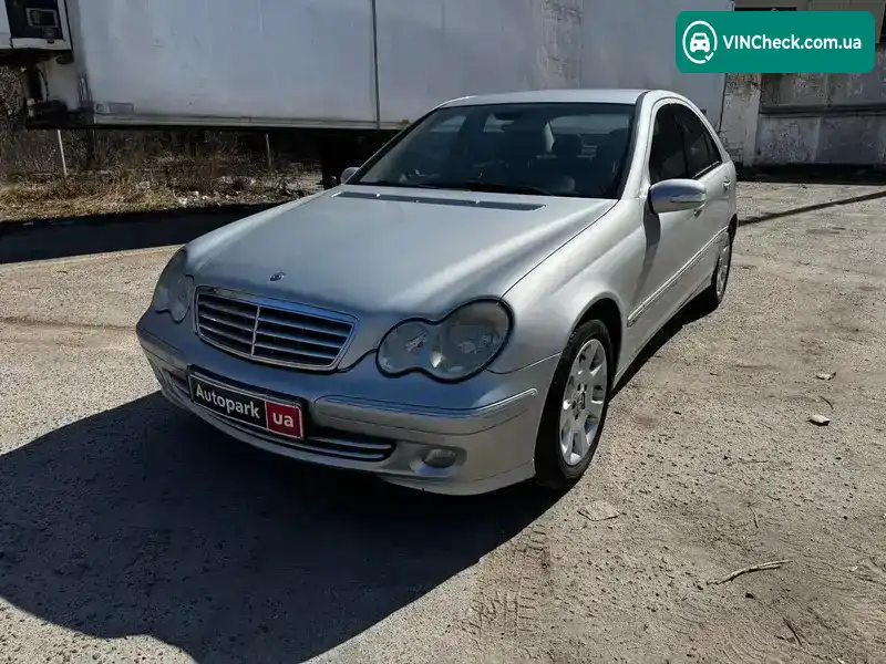 Mercedes-Benz C-Class 2004, фото з оголошення 1 з 21, VIN WDB2030461A744195