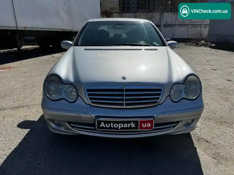 Mercedes-Benz C-Class 2004, фото з оголошення 2 з 21, VIN WDB2030461A744195