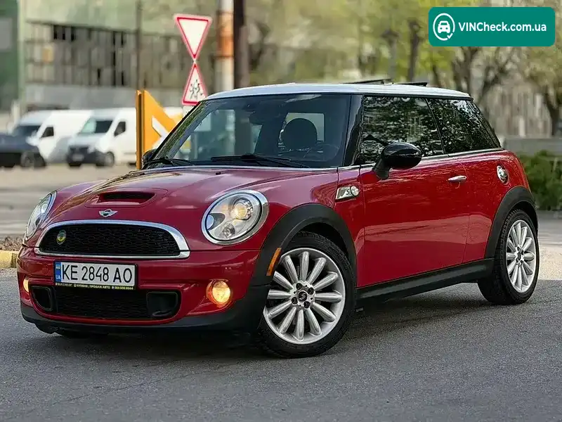 MINI Hatch 2010, фото з оголошення 1 з 21, VIN WMWSV3C52BTY10120
