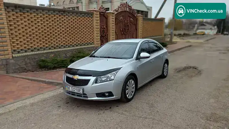 Chevrolet Cruze 2010, фото з оголошення 1 з 18, VIN KL1JF69E9AK754600