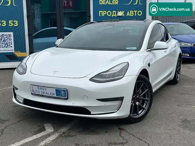 Tesla Model 3 2019, фото з оголошення 2 з 20, VIN 5YJ3E1EBXKF493544