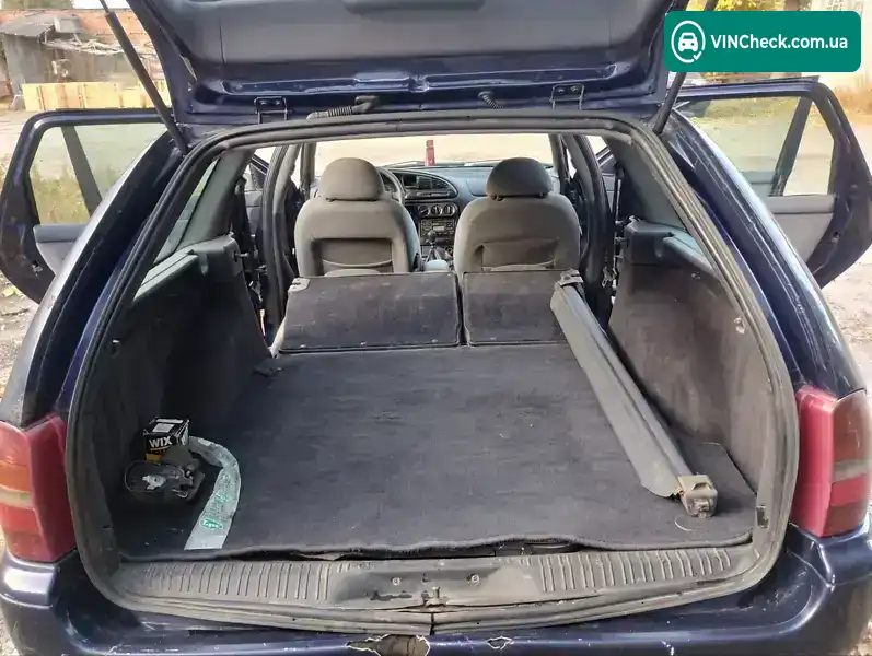 Ford Mondeo 1997, фото з оголошення 2 з 13, VIN WF0NXXGBBNVD62850