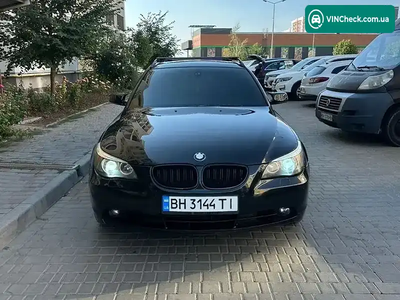 BMW 5 Series 2004, фото з оголошення 1 з 20, VIN WBANJ71080CR10436